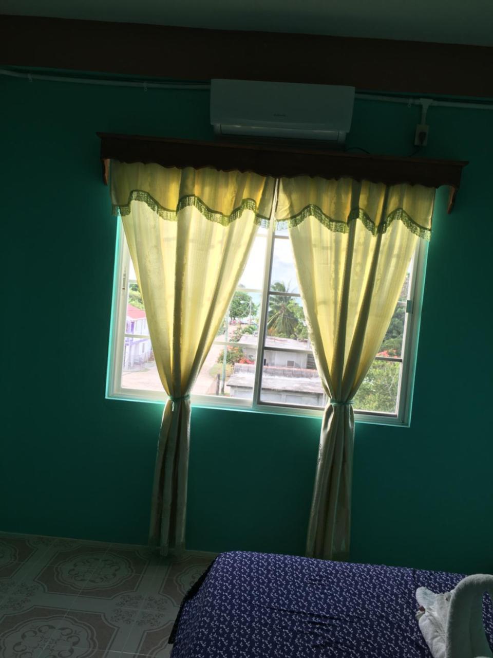 Sarteneja Inn エクステリア 写真